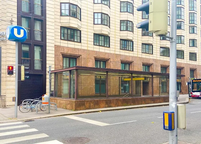 Spacious 2br For 6 Near Center Metro U2 *