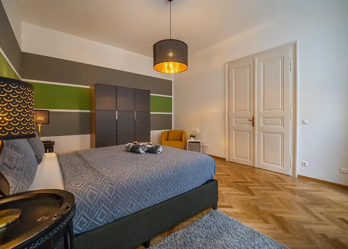 Apartamento Spacious 2br For 6 Near Center Metro U2