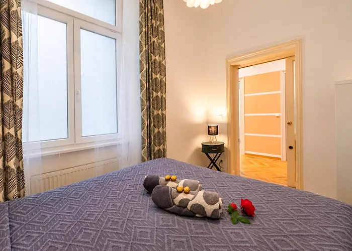 Apartment Spacious 2br For 6 Near Center Metro U2 Vienna