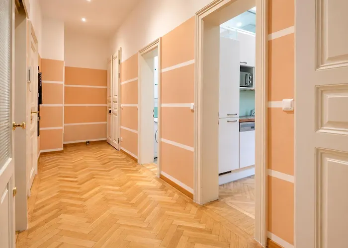 Apartment Spacious 2br For 6 Near Center Metro U2 Vienna